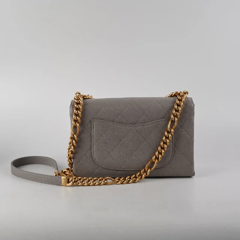 Chanel Classic Flap Bag for Evening PartyChanel Grey Affinity Caviar Crossbody