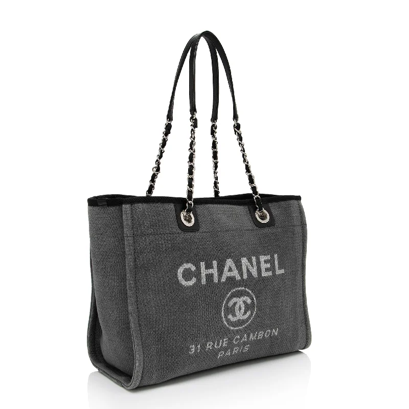 Chanel Chain Strap Handbag for Everyday UseChanel Denim Deauville Small Tote (9xaKQn)