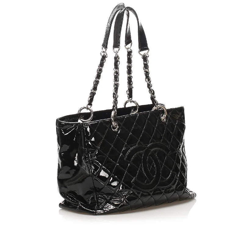 Chanel Small Crossbody Bag for TravelChanel Grand Shopping Patent Leather Tote Bag (37882)