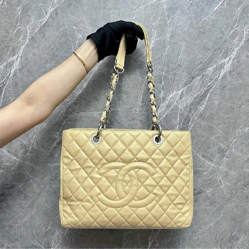 Chanel Quilted Leather Shoulder Bag for FashionistasGST Grand Shopping Tote Beige SHW No 15