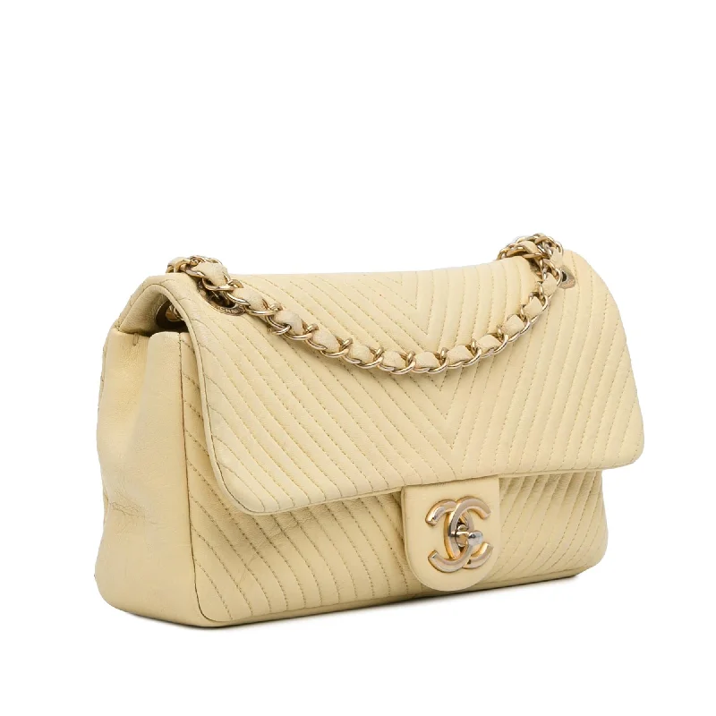 Chanel New Arrival Handbag with Gold HardwareChanel Jumbo Chevron Single Flap Bag (JJ2JXA)