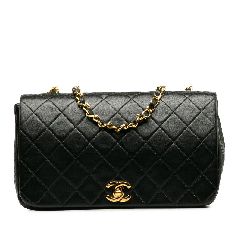 Chanel Lightweight Handbag for Daily ErrandsChanel Mattress Chain houlder Bag Black Gold  Lady Chanel