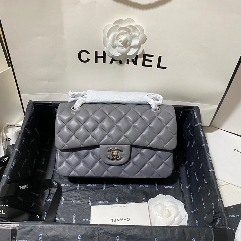 Chanel Handbag with Adjustable Strap for ComfortWF - Chanel Bags - 1807